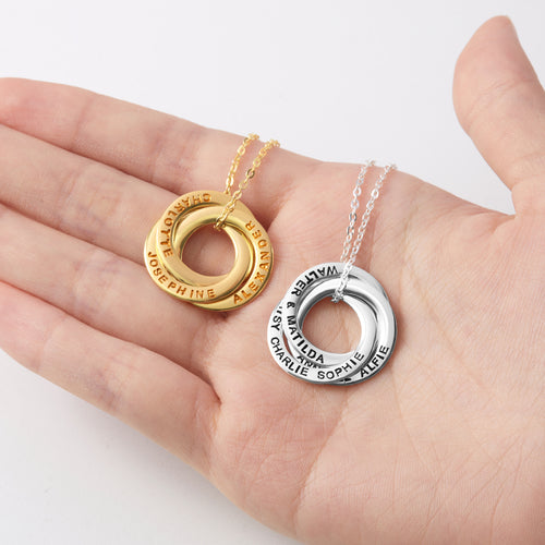 Collana con Nomi Personalizzati — Il Regalo Perfetto per la Famiglia