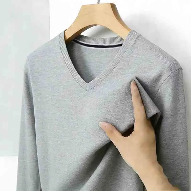 V-Neck Knitwear Pullover — Men's All-Season Casual Sweater